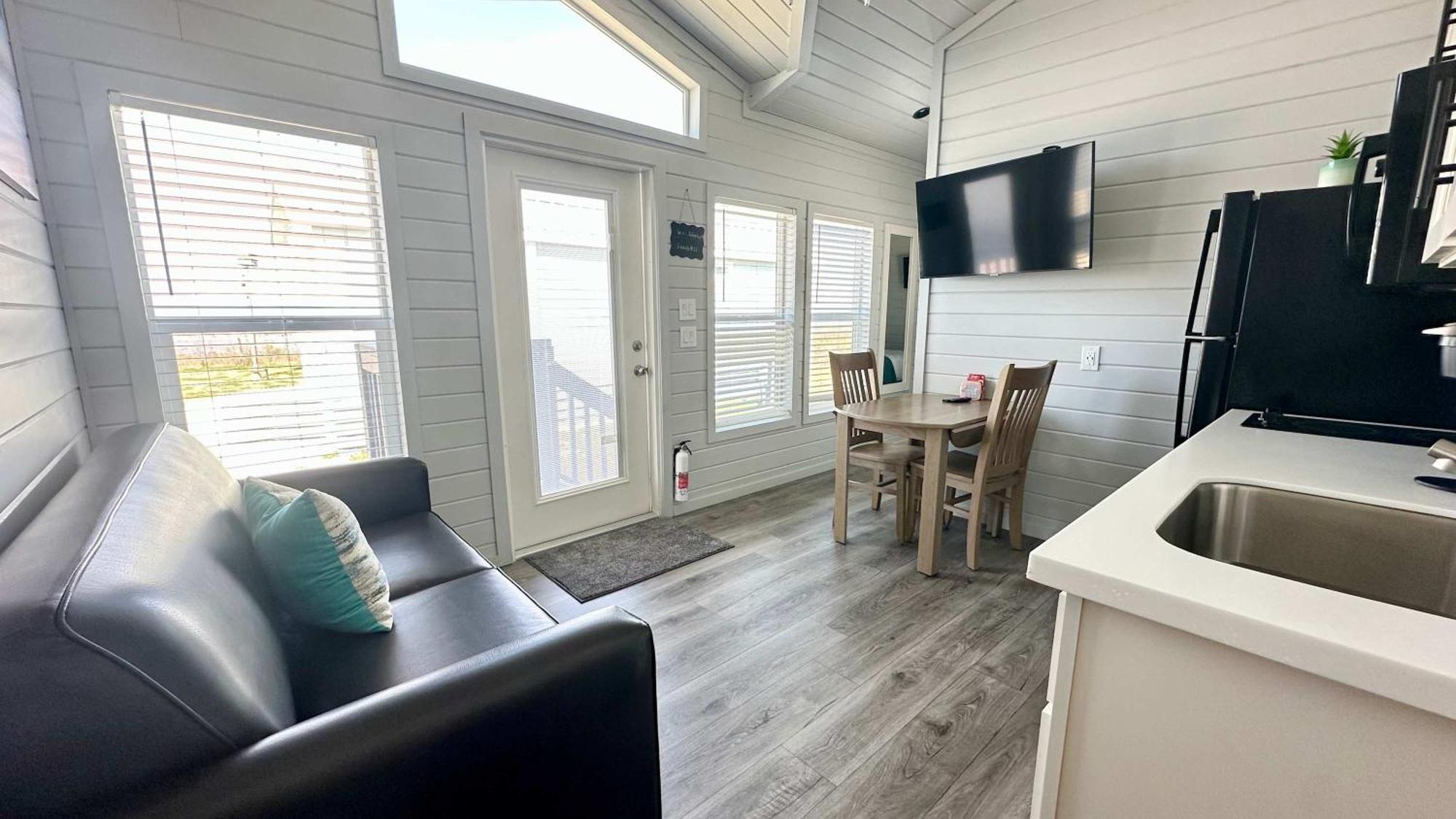 Bayfront Bliss & Great Fishing -Water Views & Beach Nearby Bolivar Peninsula Εξωτερικό φωτογραφία